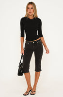 Annie Low Rise Denim Capri Jeans Washed Black
