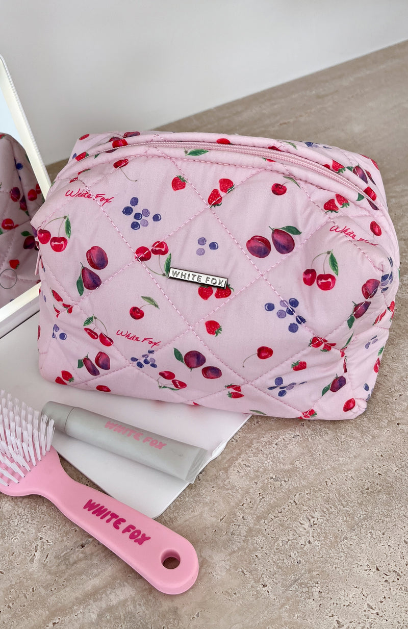 Getting Ready Cosmetic Bag Pink Berries